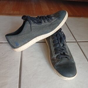 John Varvatod Men's Casual Low-Top Sneakers in Denim Blue